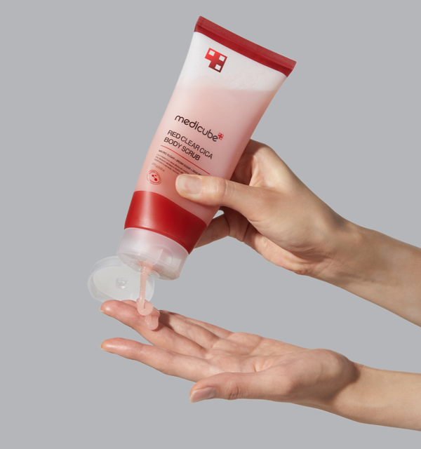 Medicube Red Clear Cica Body Scrub 200 ml